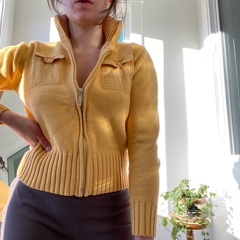 Vintage yellow zip up knit!